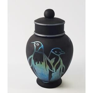 Fenton Connoisseur Collection Penguins  Ebony Favrene Temple Ginger Jar 272/1500